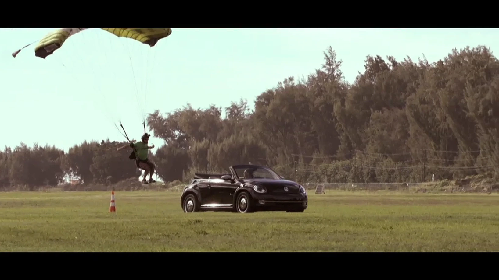 VW Beetle Cabriolet — As Sun As Possible